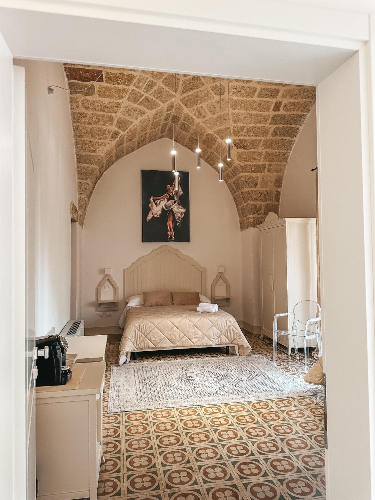 Palazzo Alma Luxury Rooms Casarano Kültér fotó
