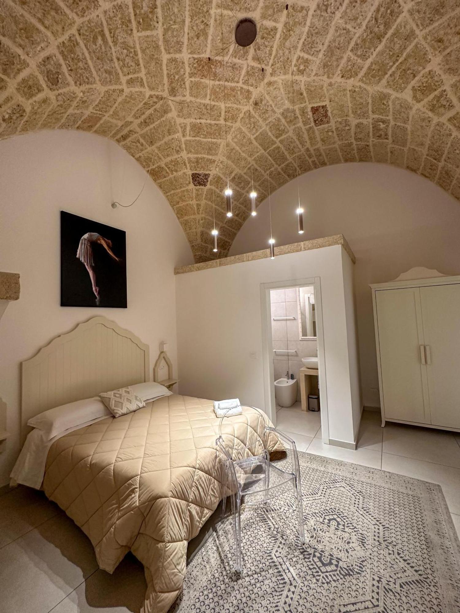 Palazzo Alma Luxury Rooms Casarano Kültér fotó