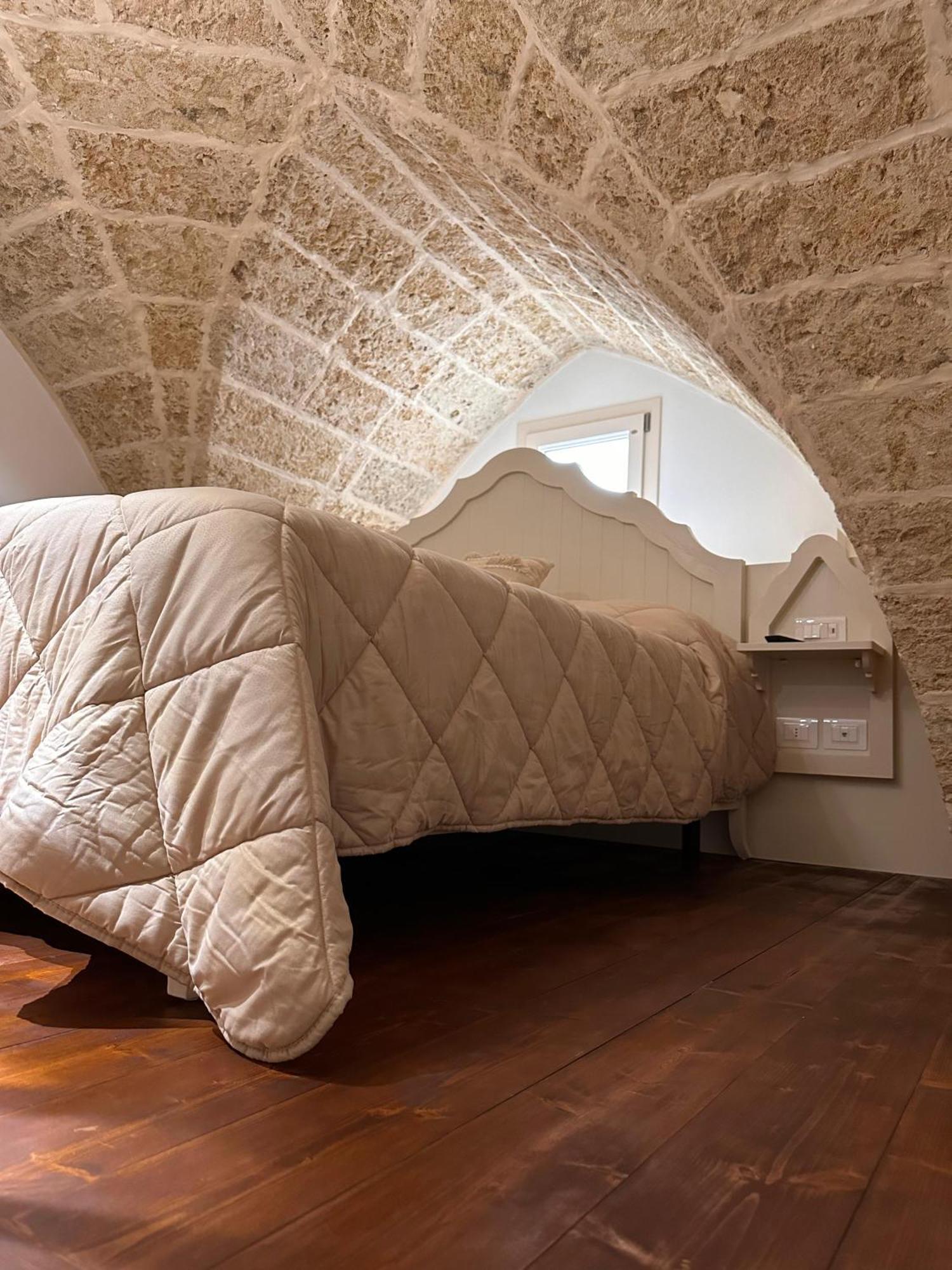 Palazzo Alma Luxury Rooms Casarano Kültér fotó