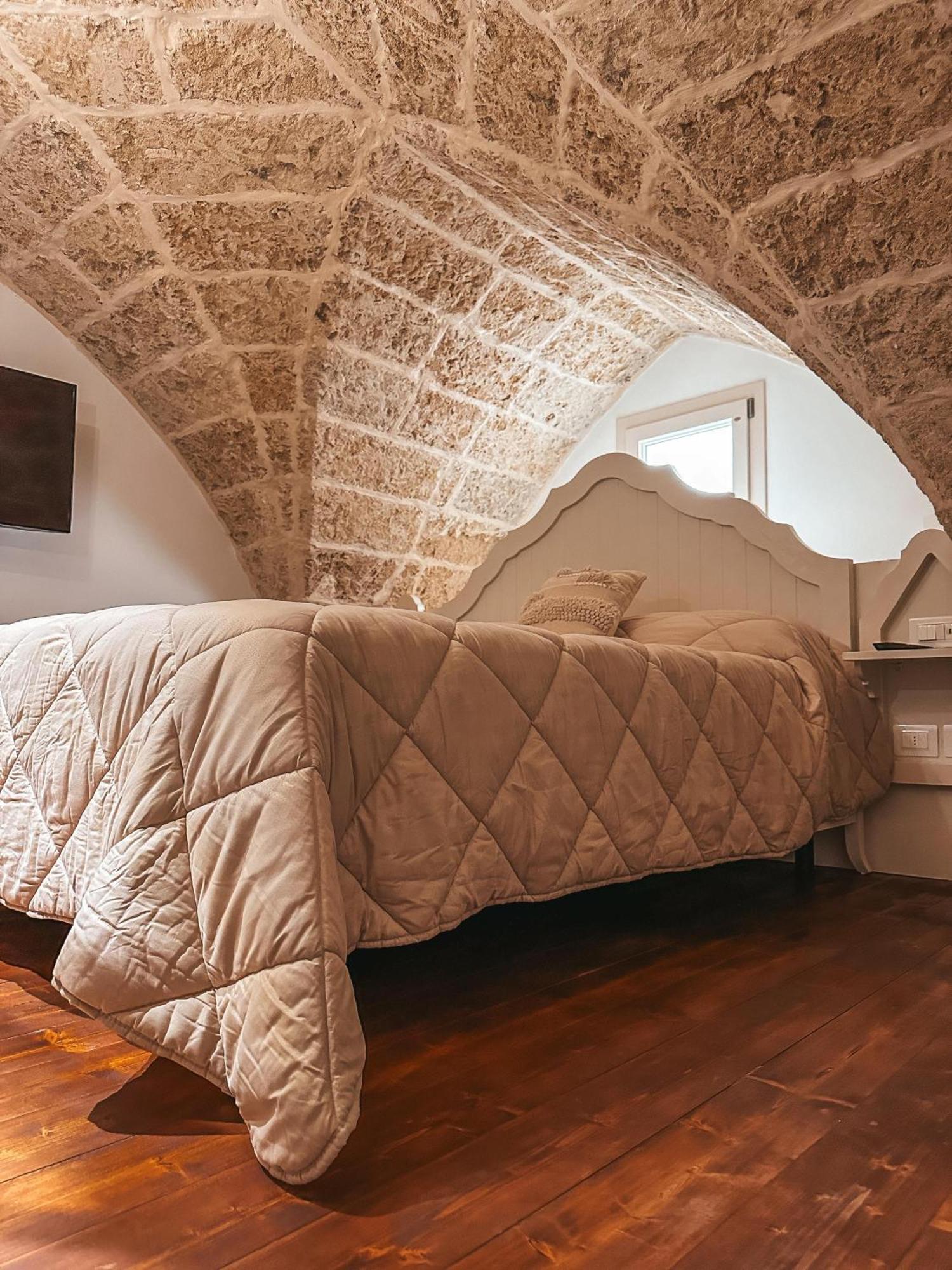 Palazzo Alma Luxury Rooms Casarano Kültér fotó