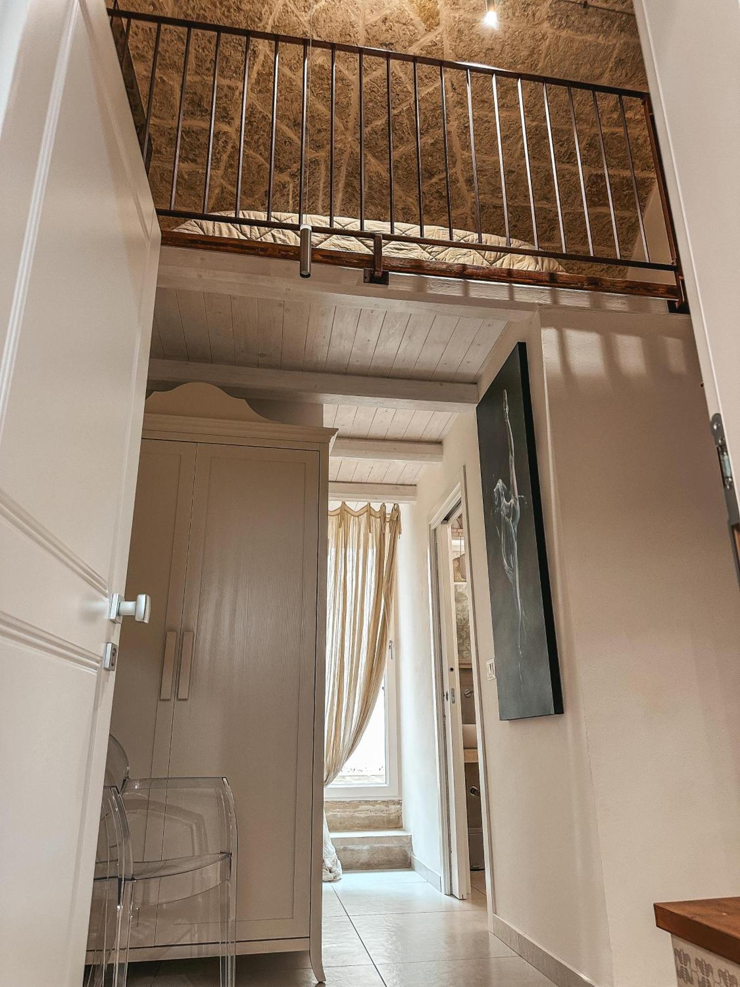 Palazzo Alma Luxury Rooms Casarano Kültér fotó