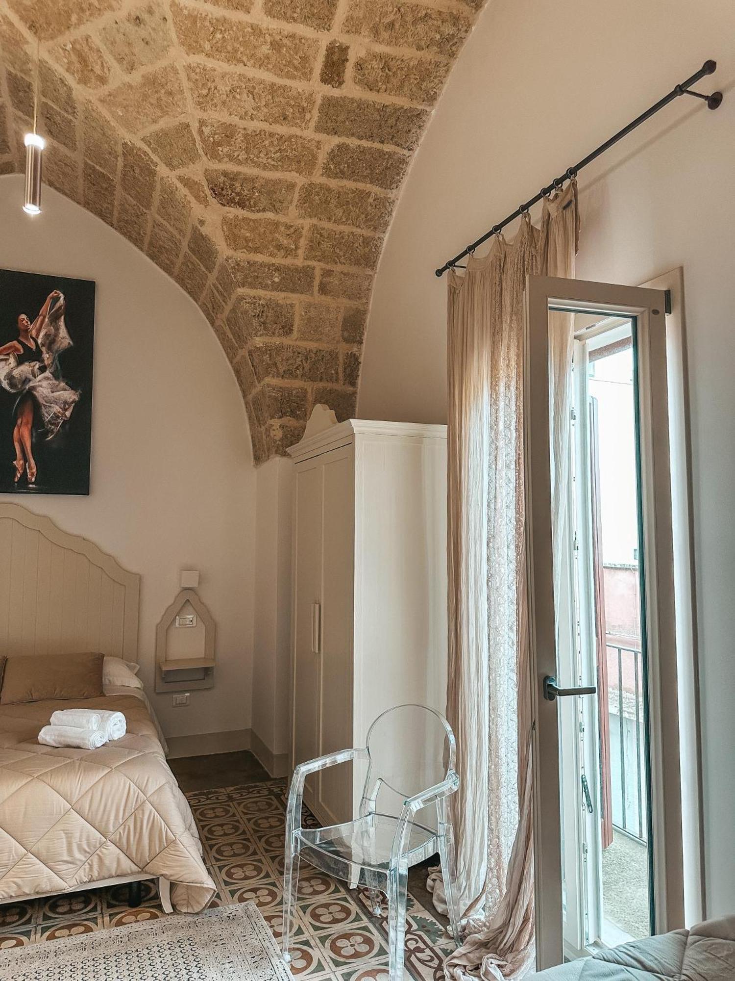 Palazzo Alma Luxury Rooms Casarano Kültér fotó
